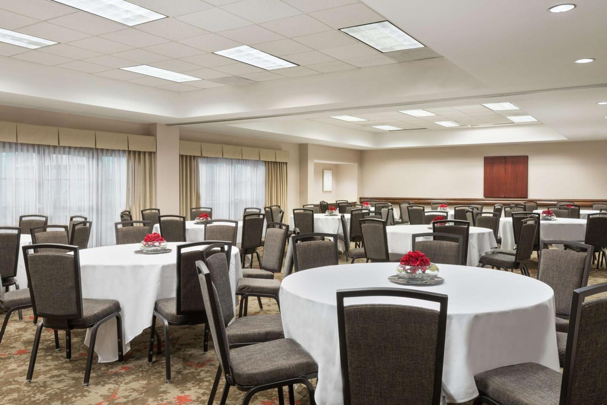 Homewood Suites By Hilton Raleigh/Crabtree Valley Ngoại thất bức ảnh